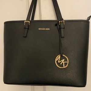 Michael Kors tote